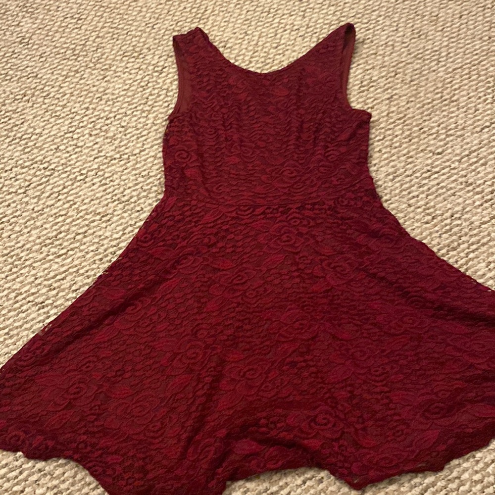 red floral pattern short dress.
